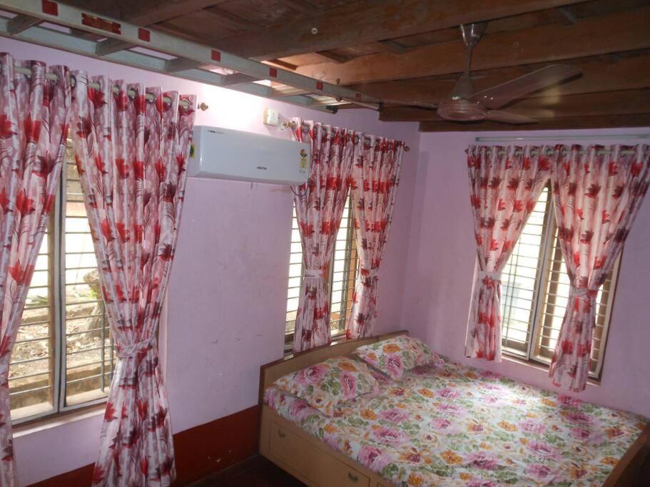 Runnin Airport - Homestay Gurpur Екстер'єр фото