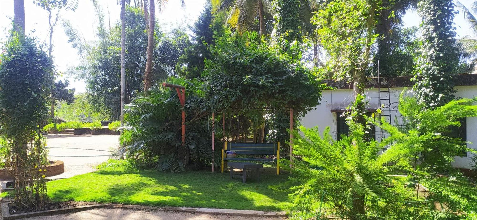 Runnin Airport - Homestay Gurpur Екстер'єр фото